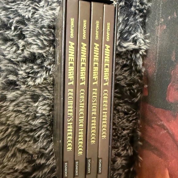 Minecraft Handbook Collection - Picture 9 of 10